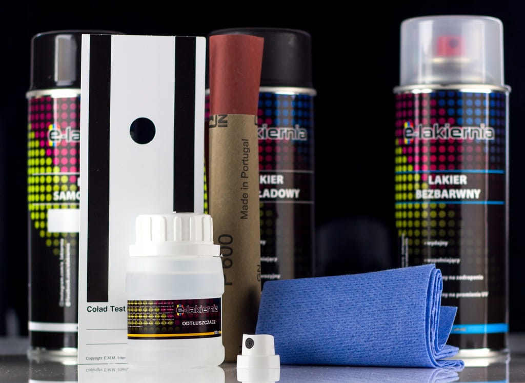 LAKIER SAMOCHODOWY SPRAY ZESTAW DO PLASTIKU KAŻDY KOLOR E-LAKIERNIA